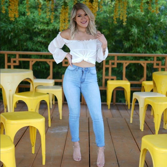 Meet your Posher, Stephanie - Picture 1 of 1